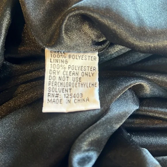 Formal, worn as Mother of the Bride long, black, dress with small train. Sz 14 - Picture 8 of 9